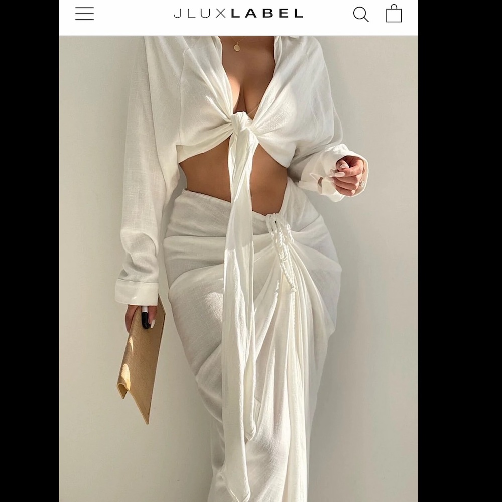 JLUXLABEL WHITE NOELIA SLIT SKIRT SIZE MEDIUM